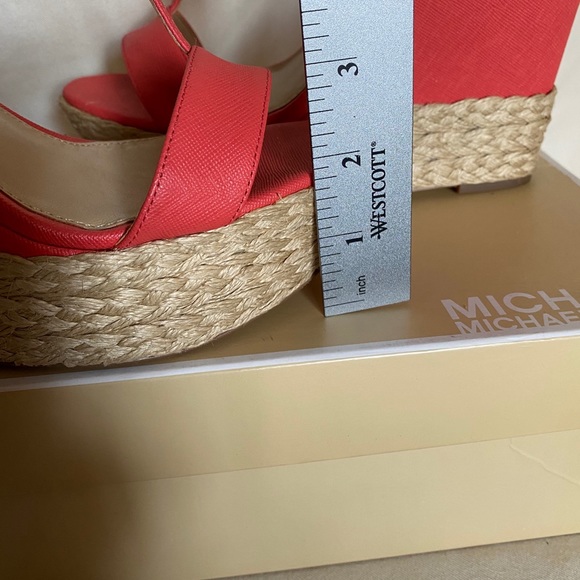 Michael Michael Kors Kerri T-strap Wedge - Picture 11 of 14